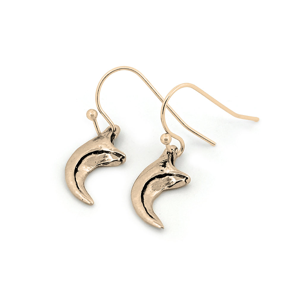 White deals claw earrings